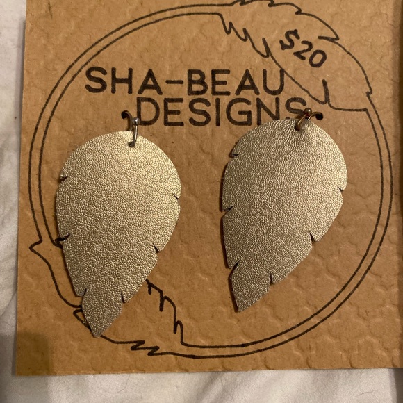 New leather earrings set of 4 - Picture 3 of 6